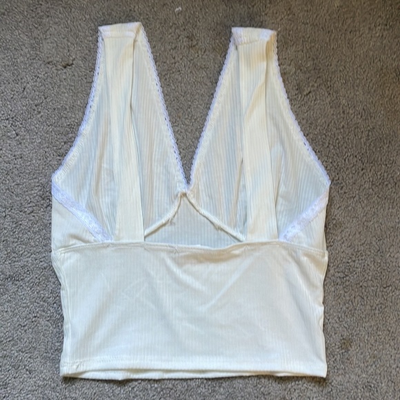 Caution To The Wind Lace Crop Top - Picture 2 of 3